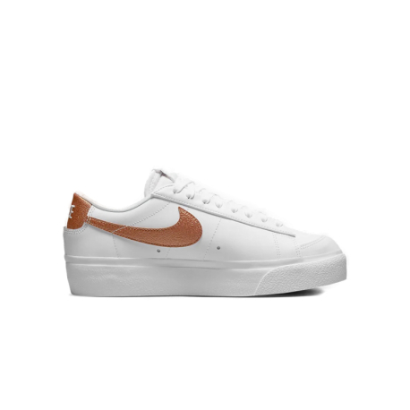 Dámská vycházková obuv NIKE-Blazer Low Platform white/black/sail/metallic copper