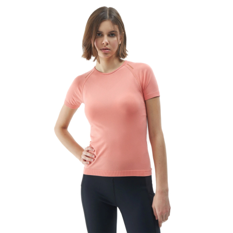 Dámské turistické triko s krátkým rukávem 4F-TSHIRT FNK-4FWSS24TFTSF738-64S-SALMON CORAL